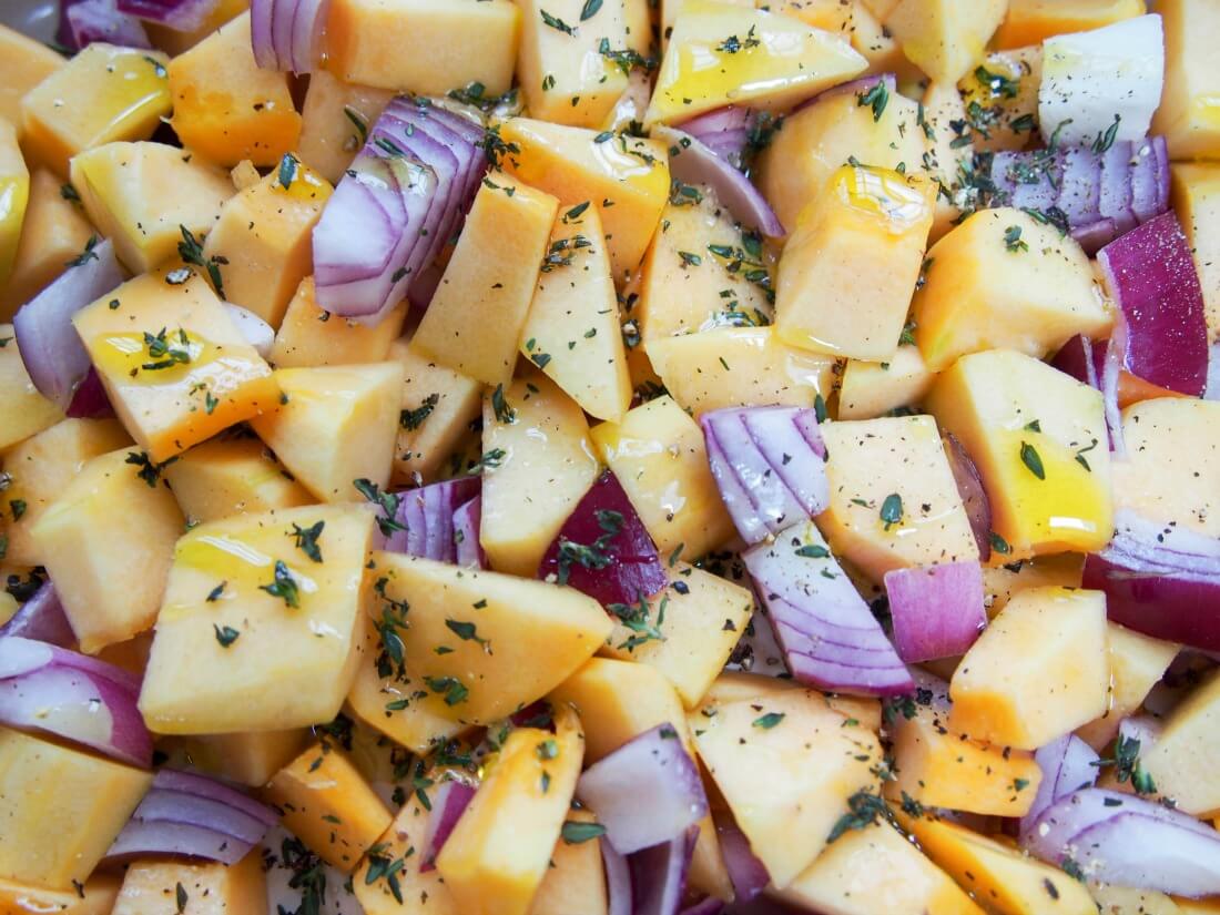 making acorn squash wild rice salad