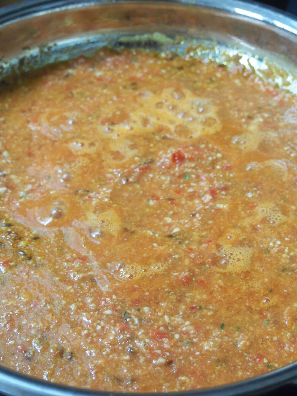 paneer Makhani sauce cooking