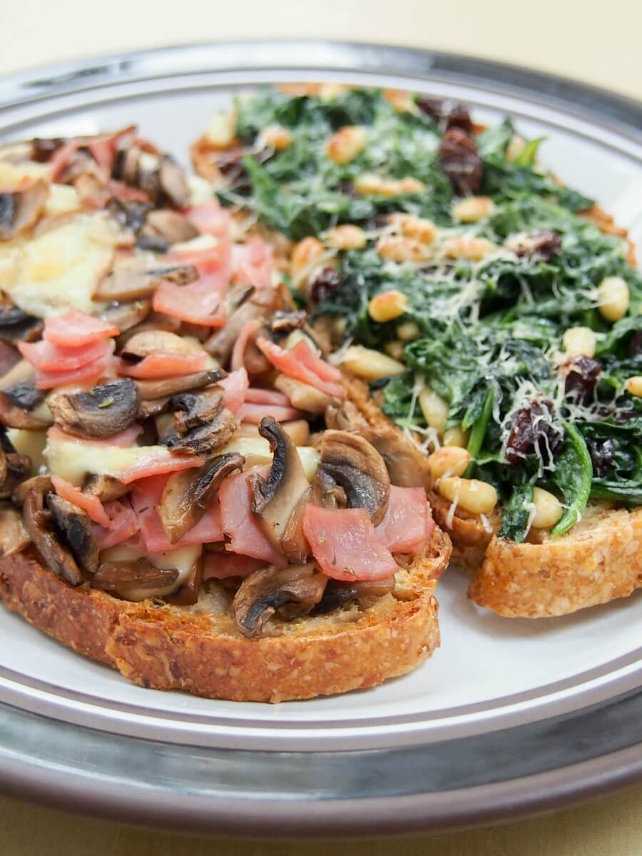 llescas Catalan bread pizza