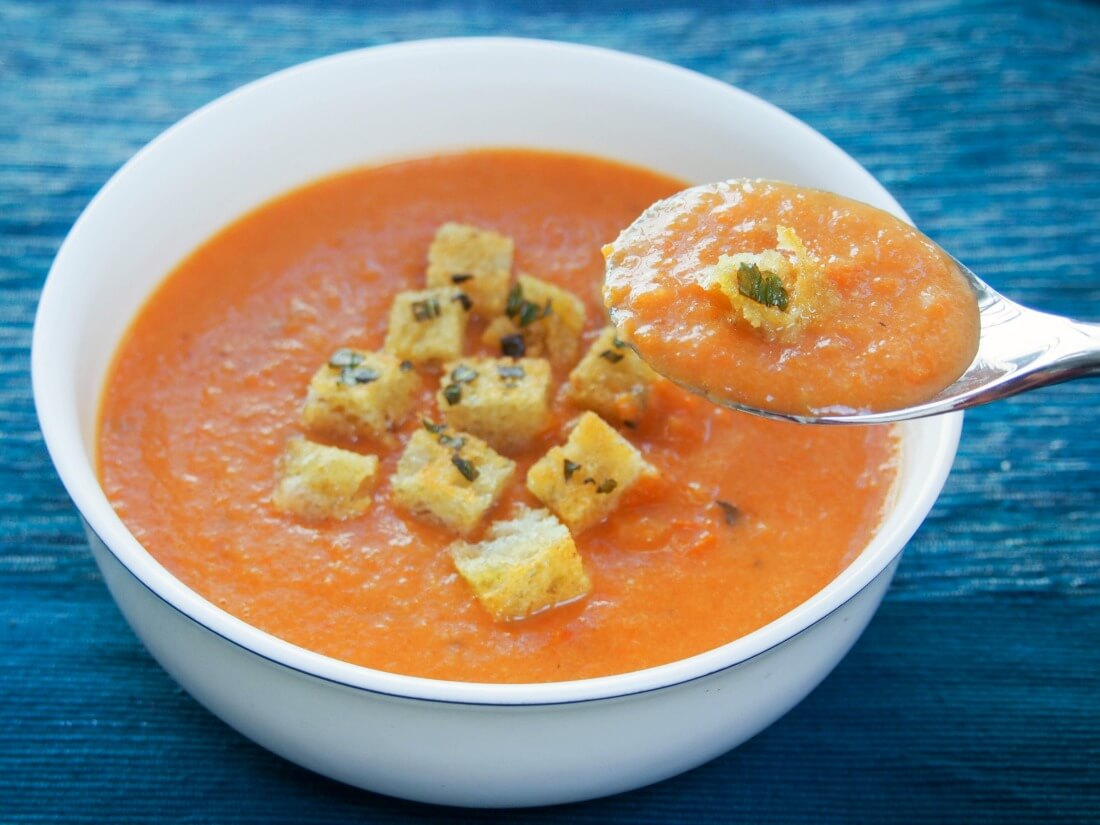 roasted tomato soup with basil-butter croutons