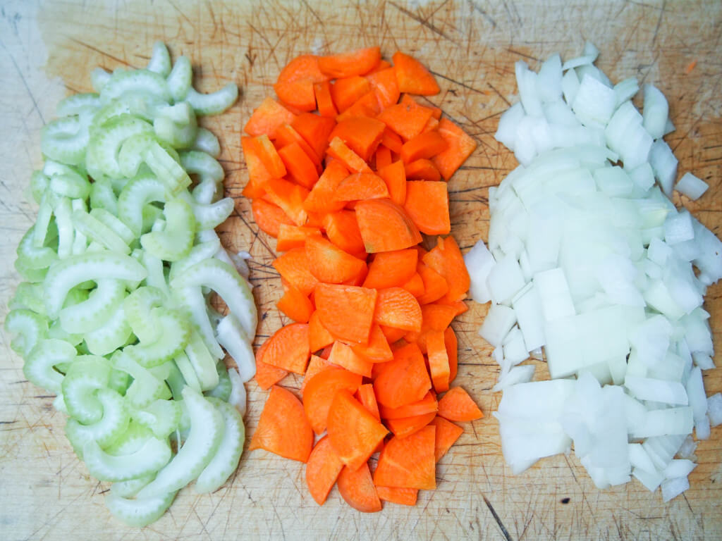 chopped vegetables on chopping board