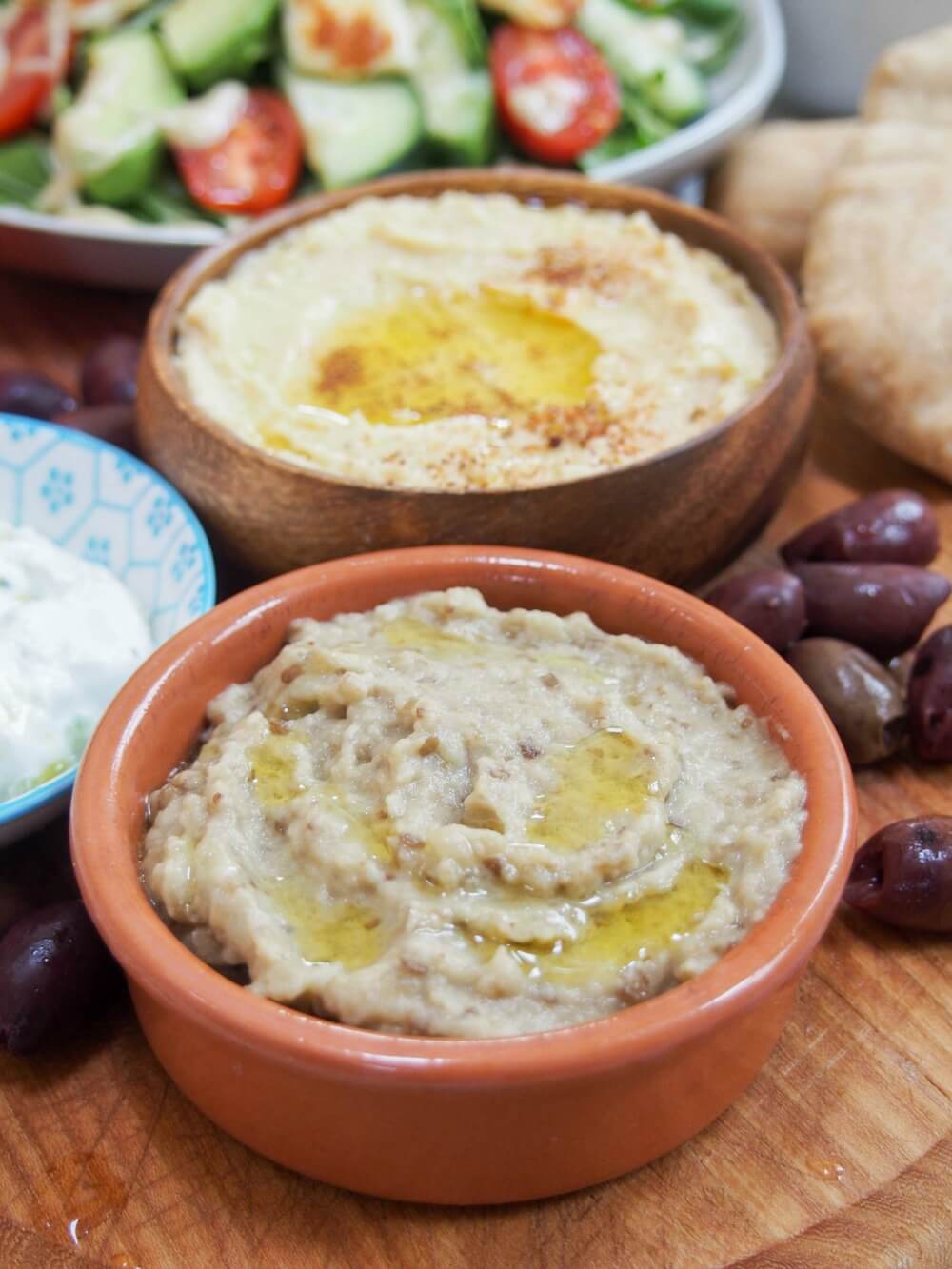 Baba ghanoush (or baba ganoush) is one of many dips/spread that's a staple on mezze plates. This eggplant dip tastes so creamy, but it's entirely vegan, and easy to make. Tasty and versatile. baba ghanoush eggplant dip/spread (baba ganoush)