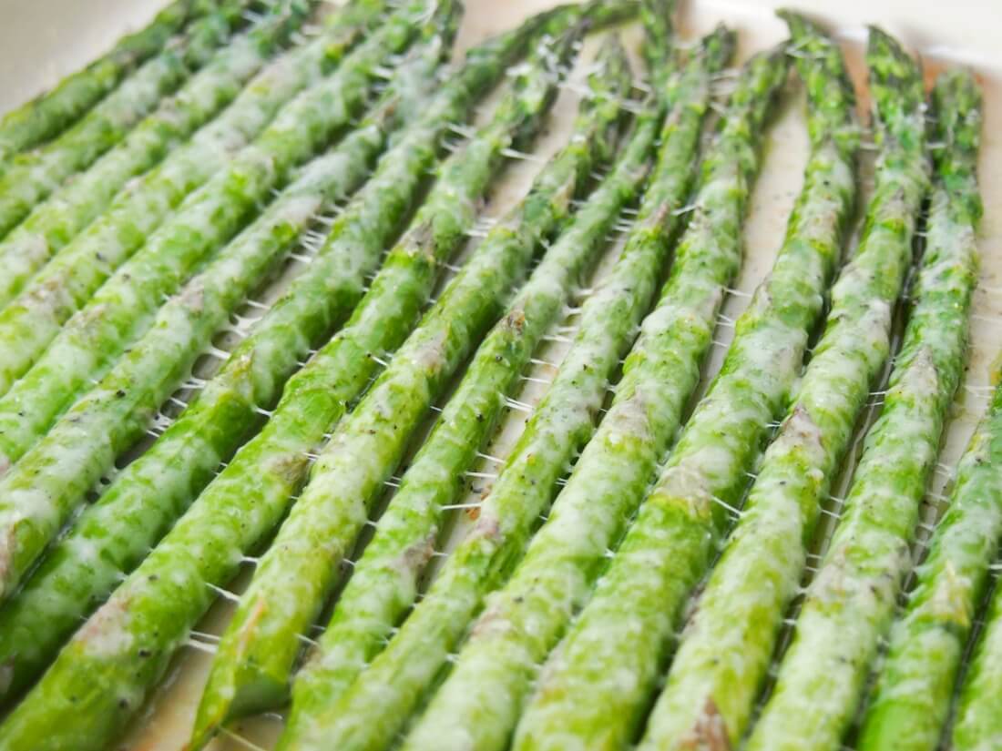roasted asparagus with parmesan