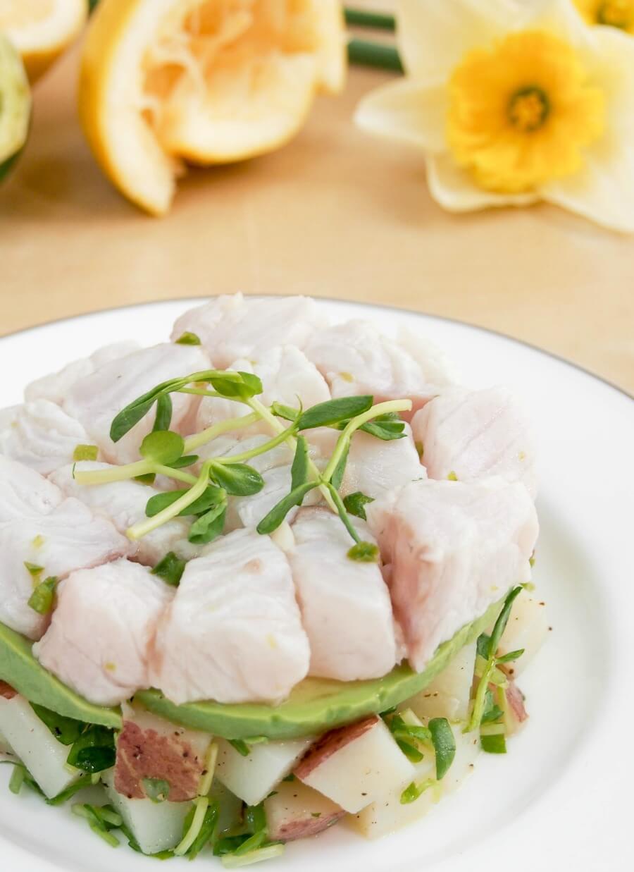 Ceviche with potato and pea shoot salad - easy to make, fresh and delicious Ceviche with potato and pea shoot salad - an easy appetizer full of fresh flavors
