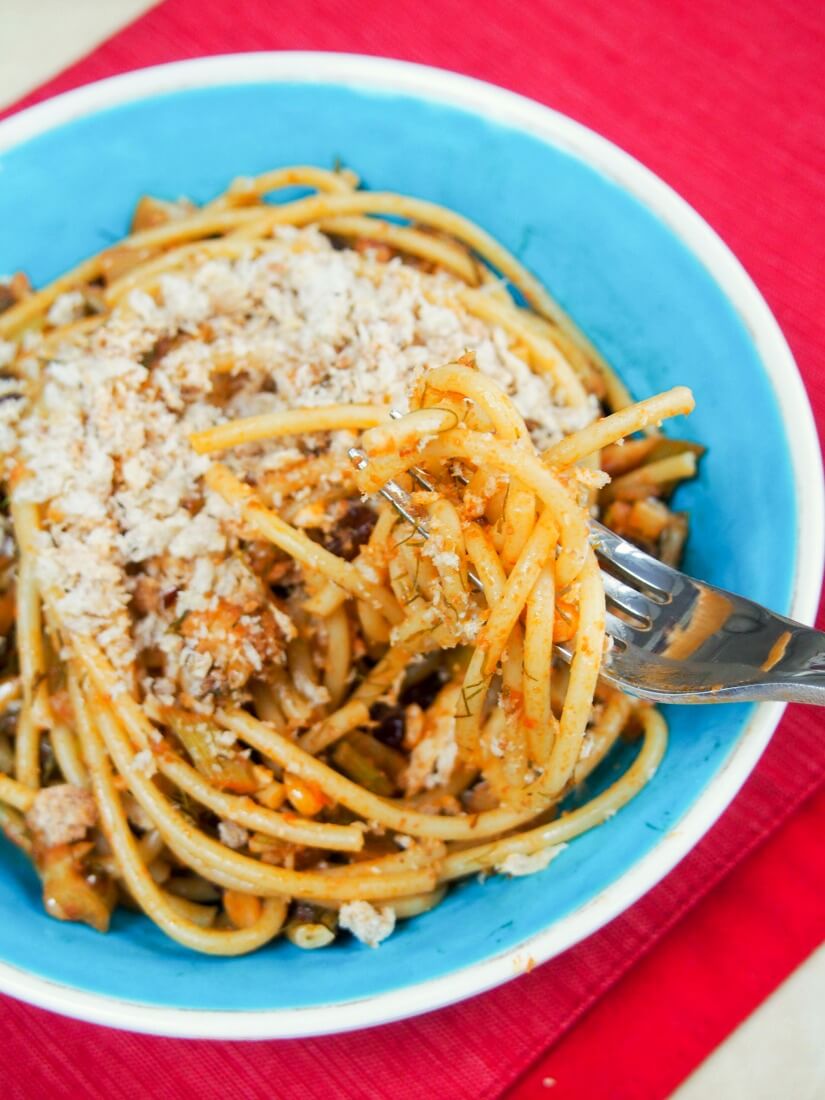 Pasta con sarde a mare - 'pasta with sardines at sea' Pasta con sarde a mare is a Sicilian dish made with (wild) fennel, pine nuts, raisins & anchovies. So much flavor from such simple ingredients!