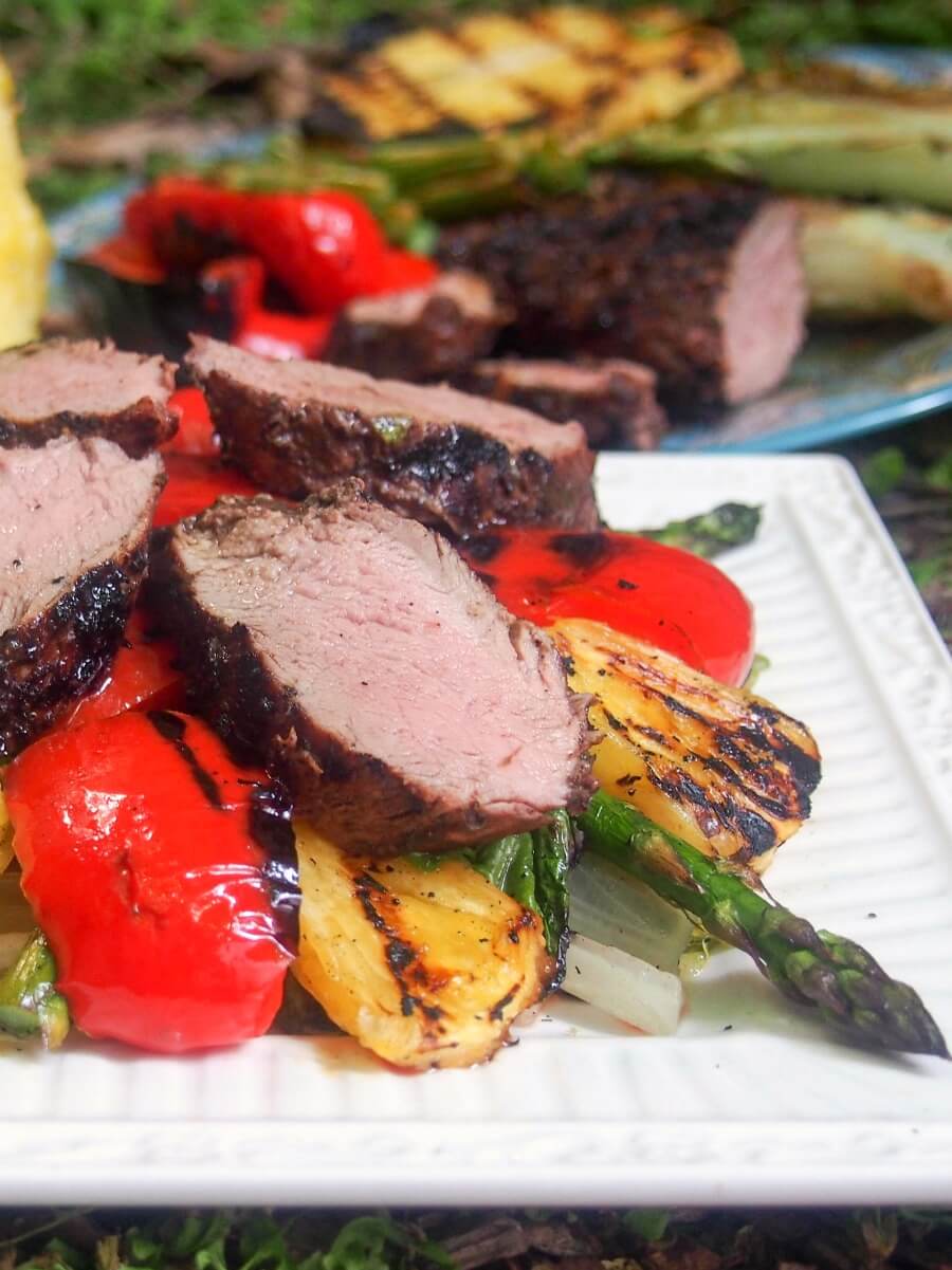 Grilled pork and pineapple salad