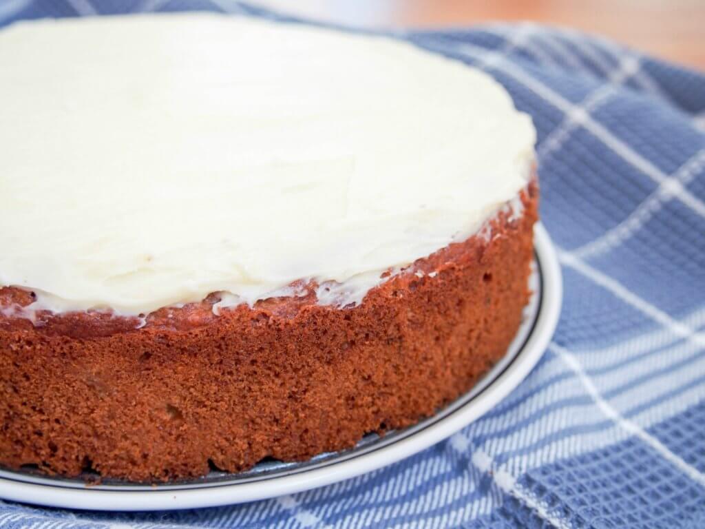 sour cream apple cake