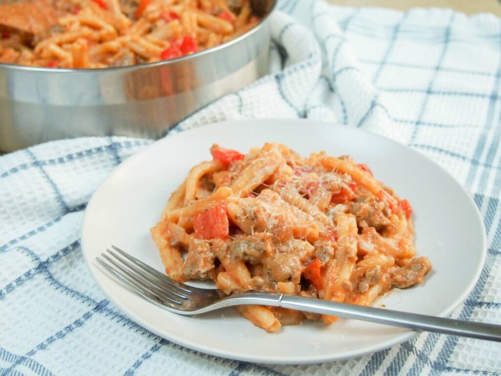 Spicy sausage pasta skillet