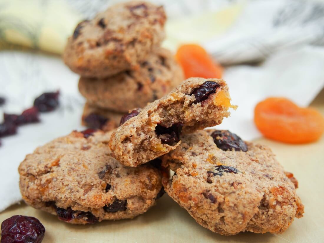 healthy cranberry apricot cookies - sweetened only with fruit, gluten free and vegan, these are some seriously healthy cookies but they're also incredibly tasty. Kid and adult approved, easy to make and easy to enjoy.