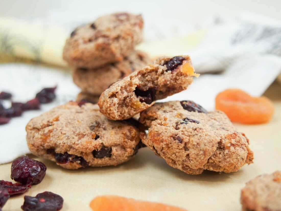 healthy cranberry apricot cookies - sweetened only with fruit, gluten free and vegan, these are some seriously healthy cookies but they're also incredibly tasty. Kid and adult approved, easy to make and easy to enjoy.