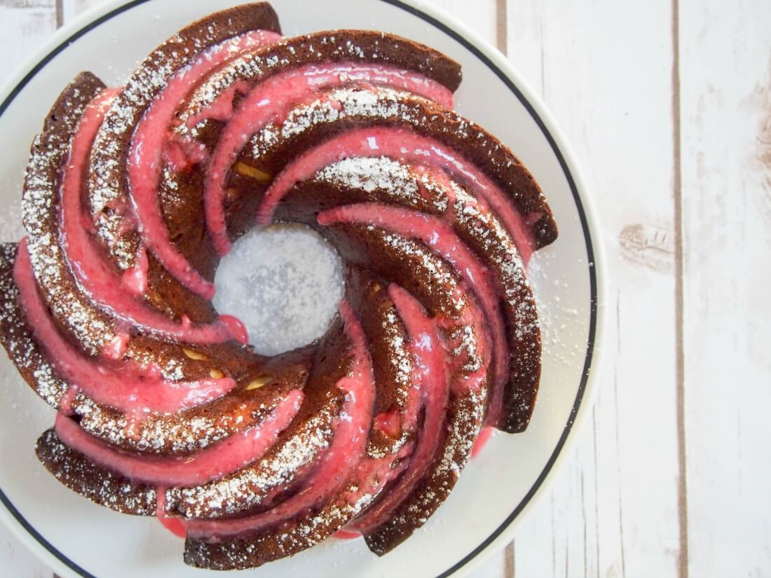 Clementine cake with cranberry glaze (GF)