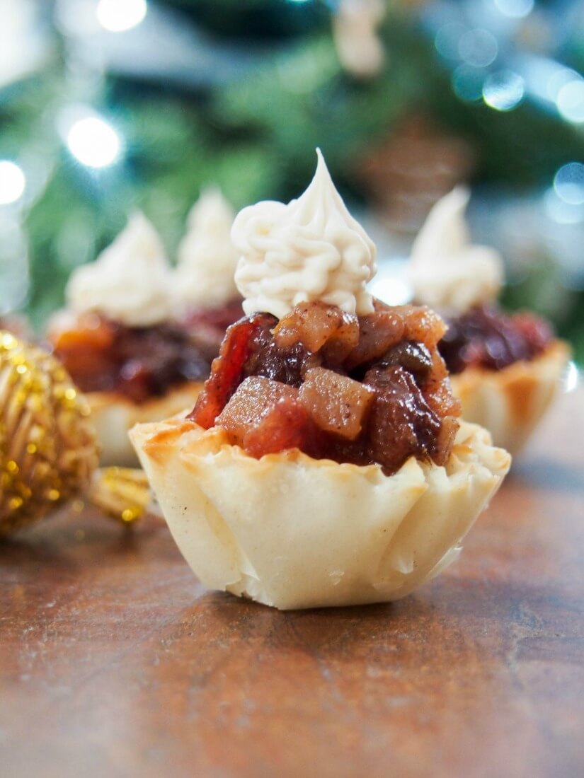 close view of a mini mincement tart.