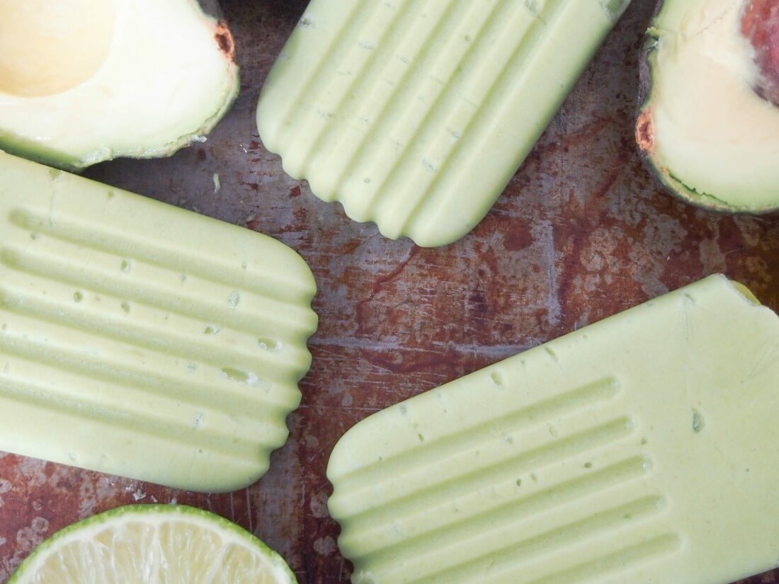 Avocado paletas (Mexican avocado ice pops)