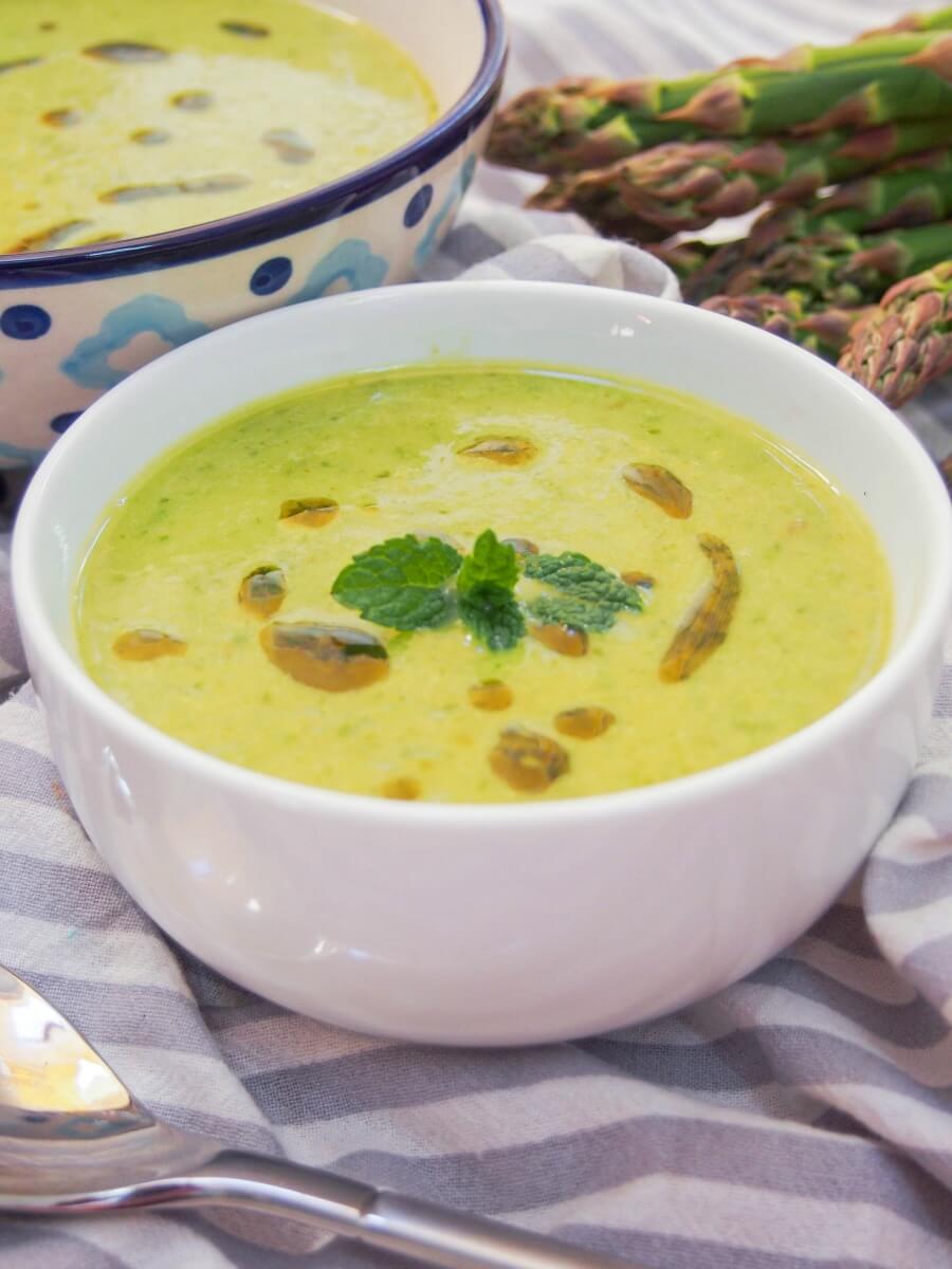 asparagus soup Asparagus soup is such a comforting taste of spring. Light, easy to make and good for you too. A great appetizer (Vegan, gluten free)
