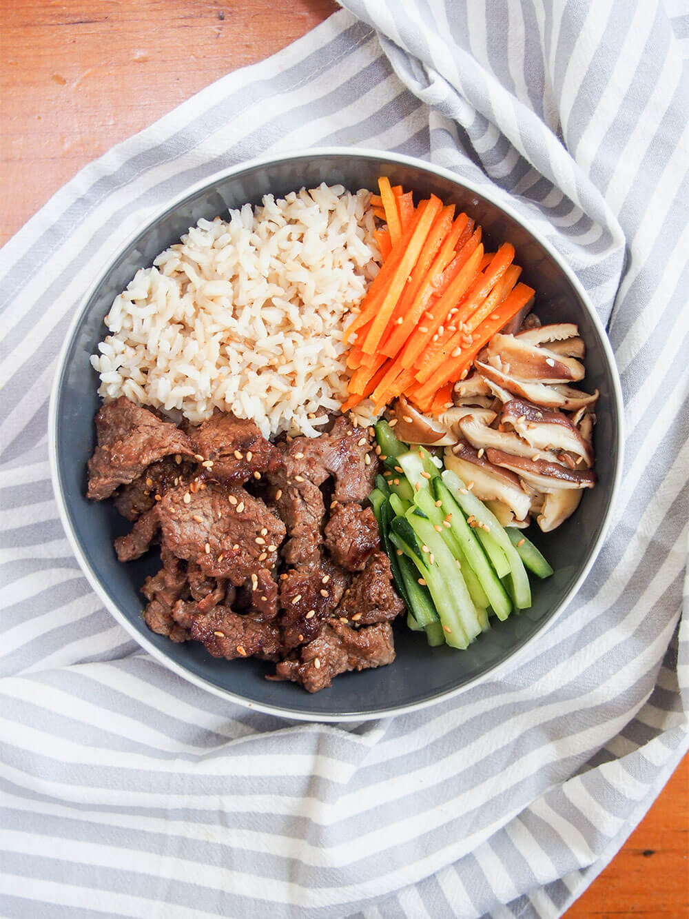 beef bulgogi served with rice and vegetables, all easy to prepare
