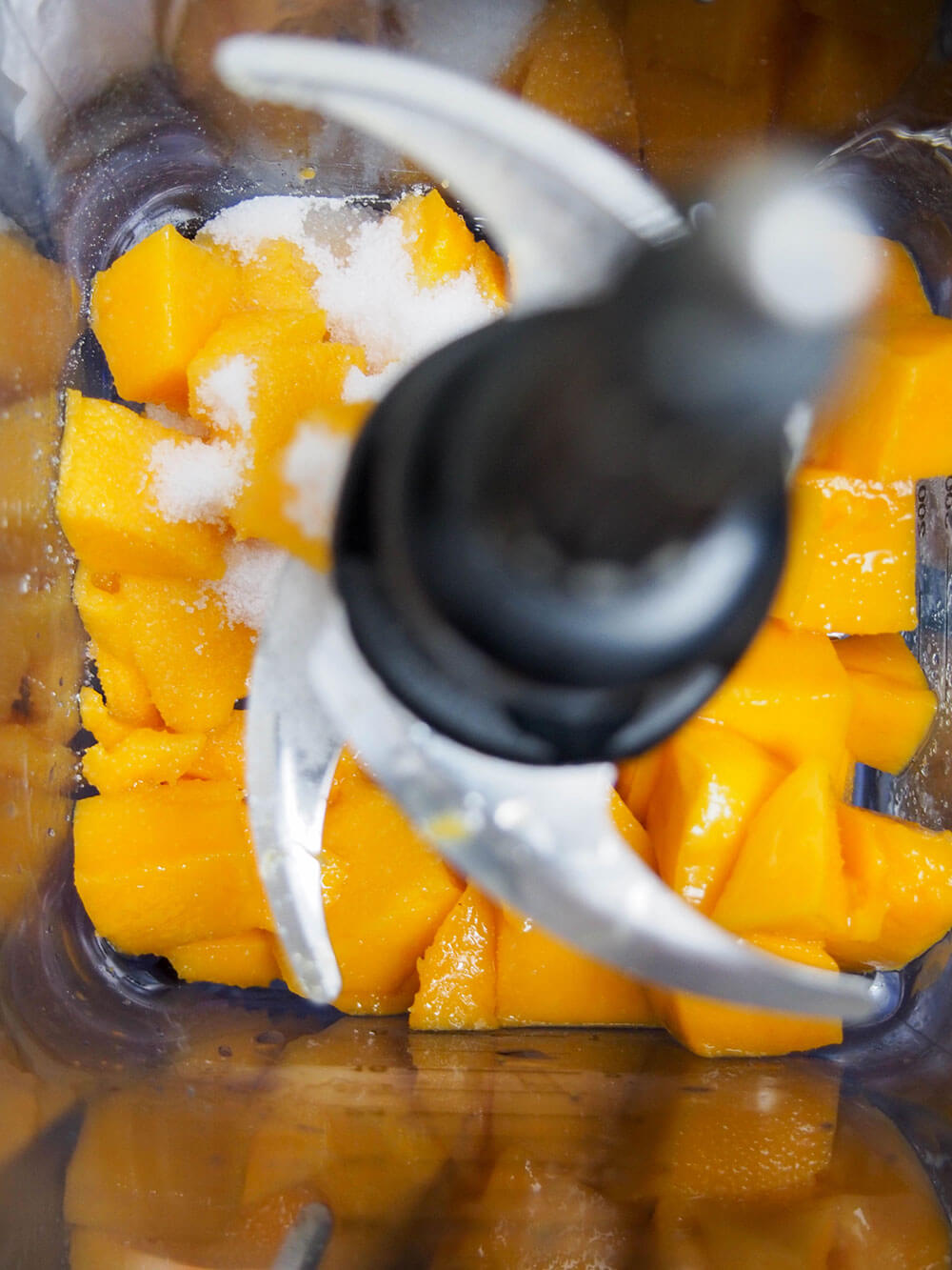 ingredients for mango paletas in blender