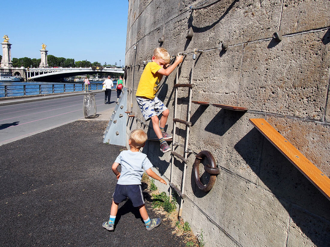 climbing by Seine in Paris