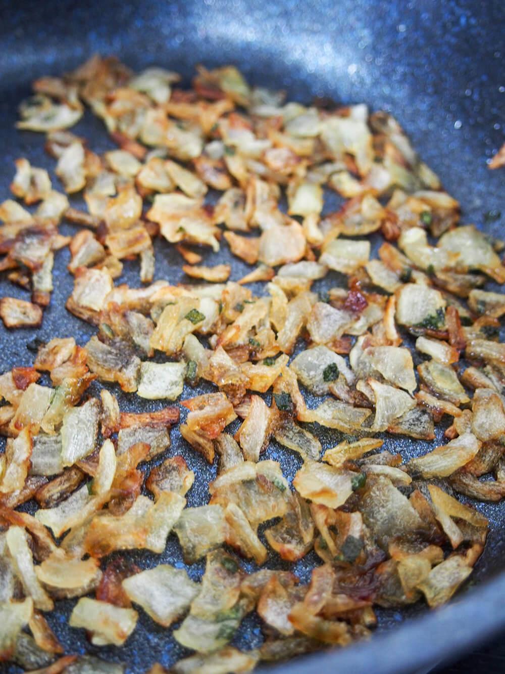making caramelized onions