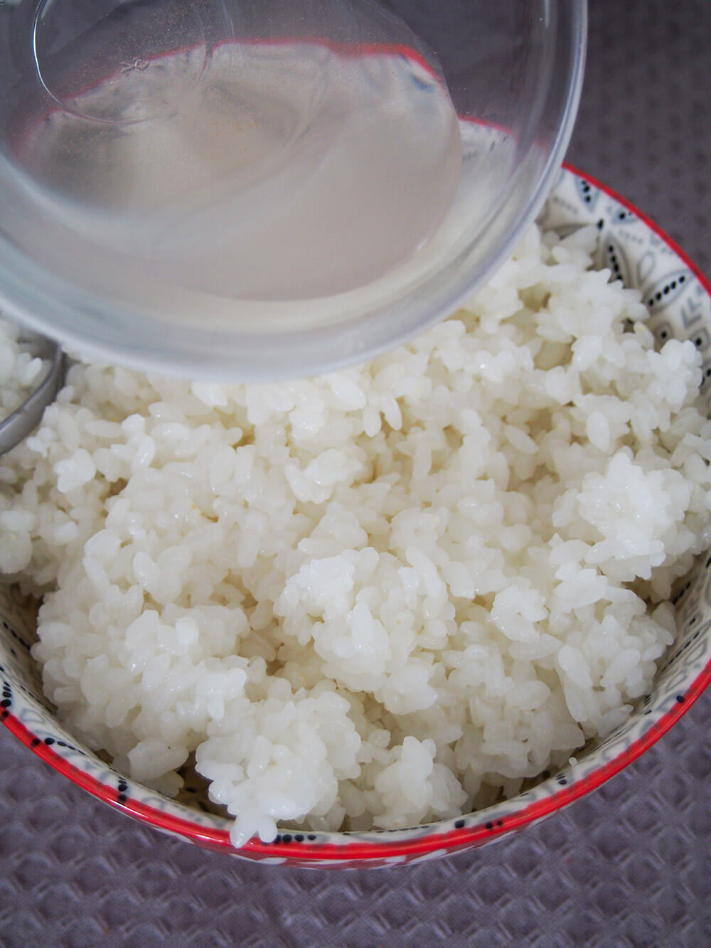 seasoning sushi rice 