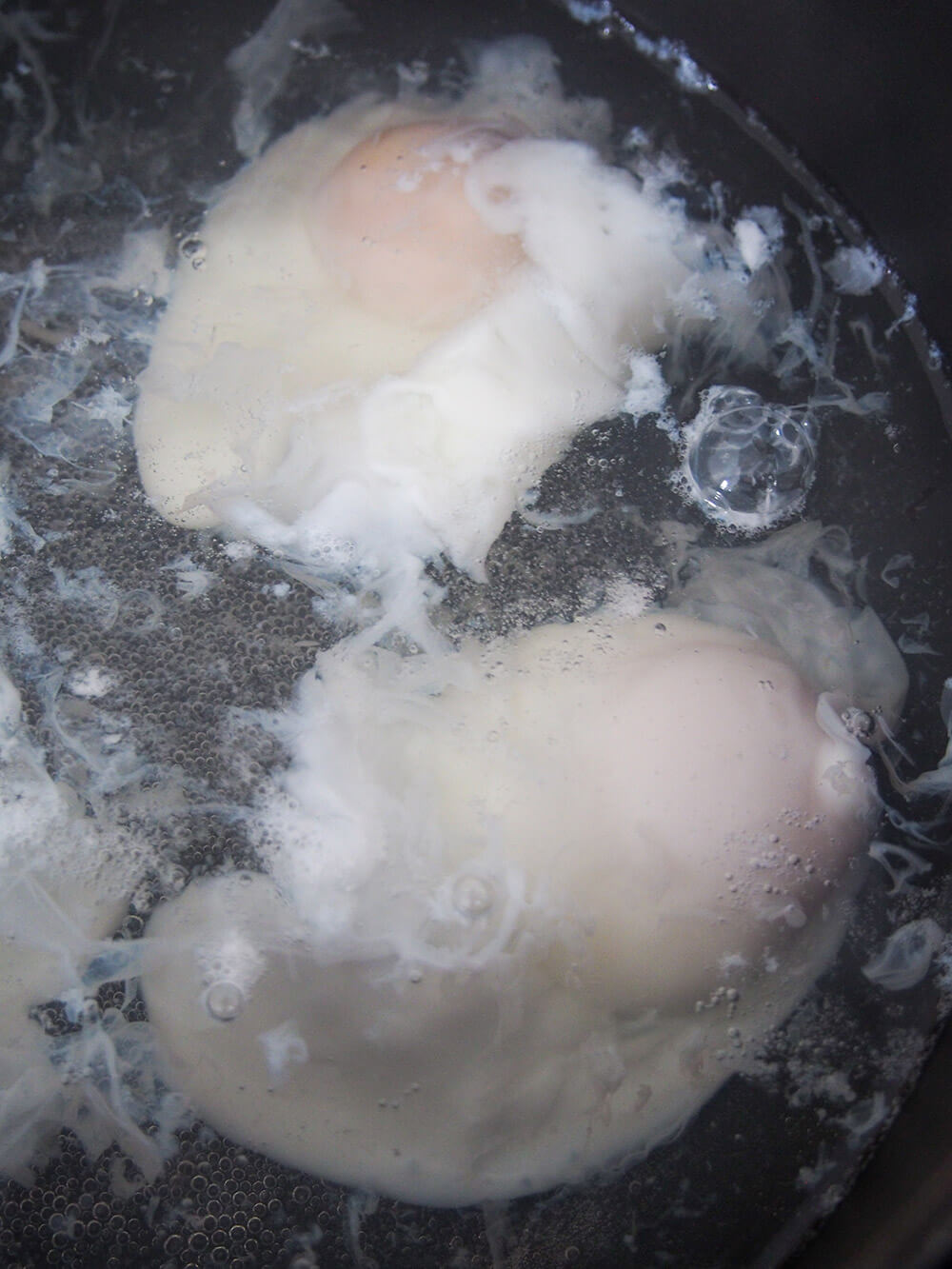 poaching eggs
