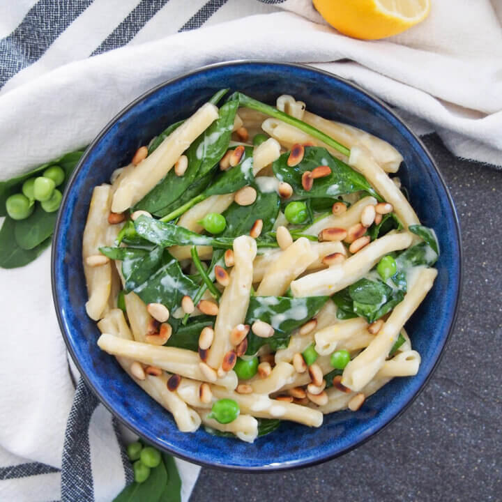 bowl of lemon mascarpone pasta