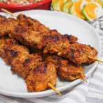 pinchos morunos on plate