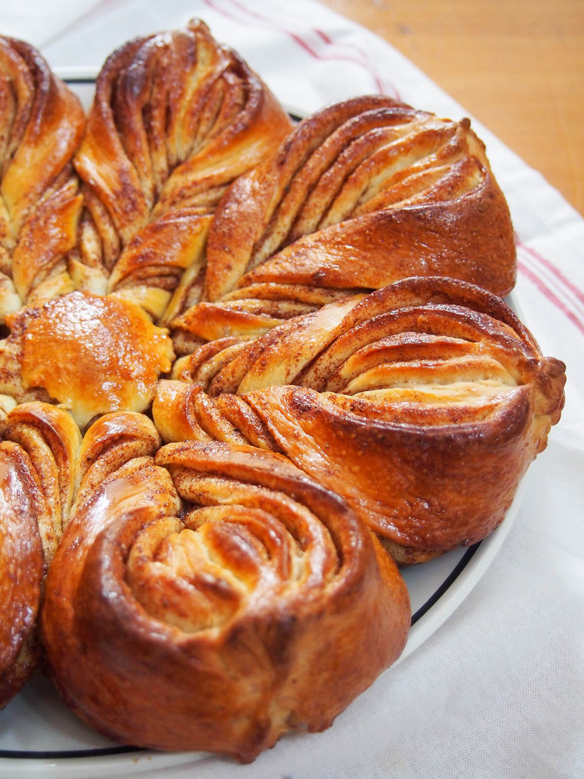 side view of cinnamon star bread