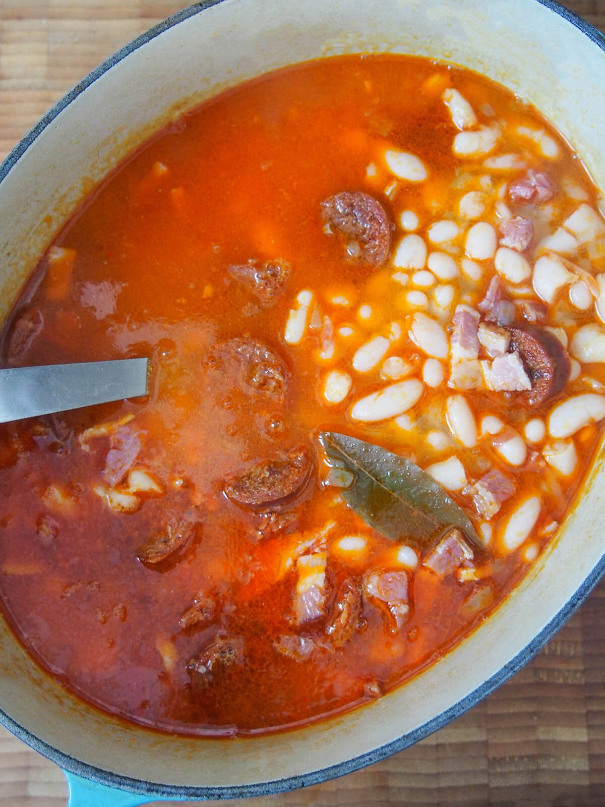 pot of fabada asturiana