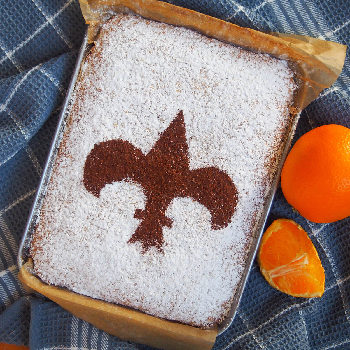 whole Florentine orange cake schiacciata from overhead
