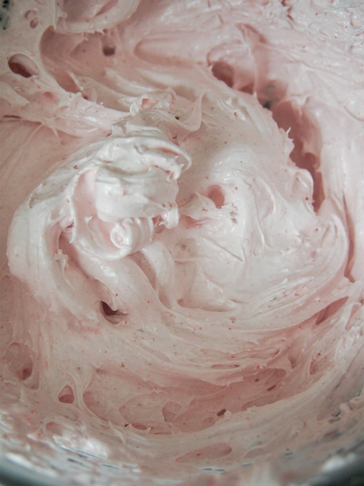 fully mixed meringue mixture