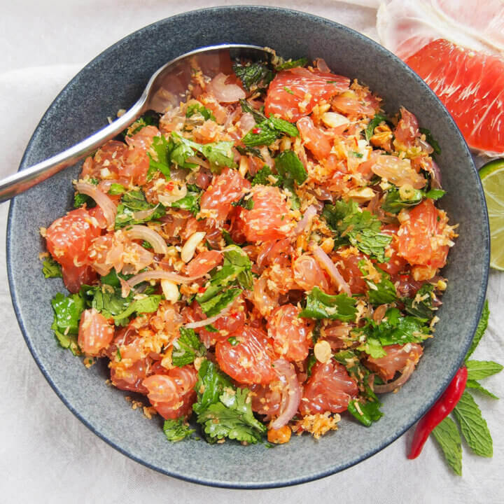 overhead view of bowl of Thai pomelo salad