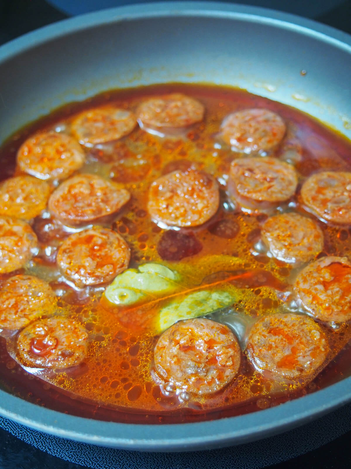 reducing liquid in chorizo in cider