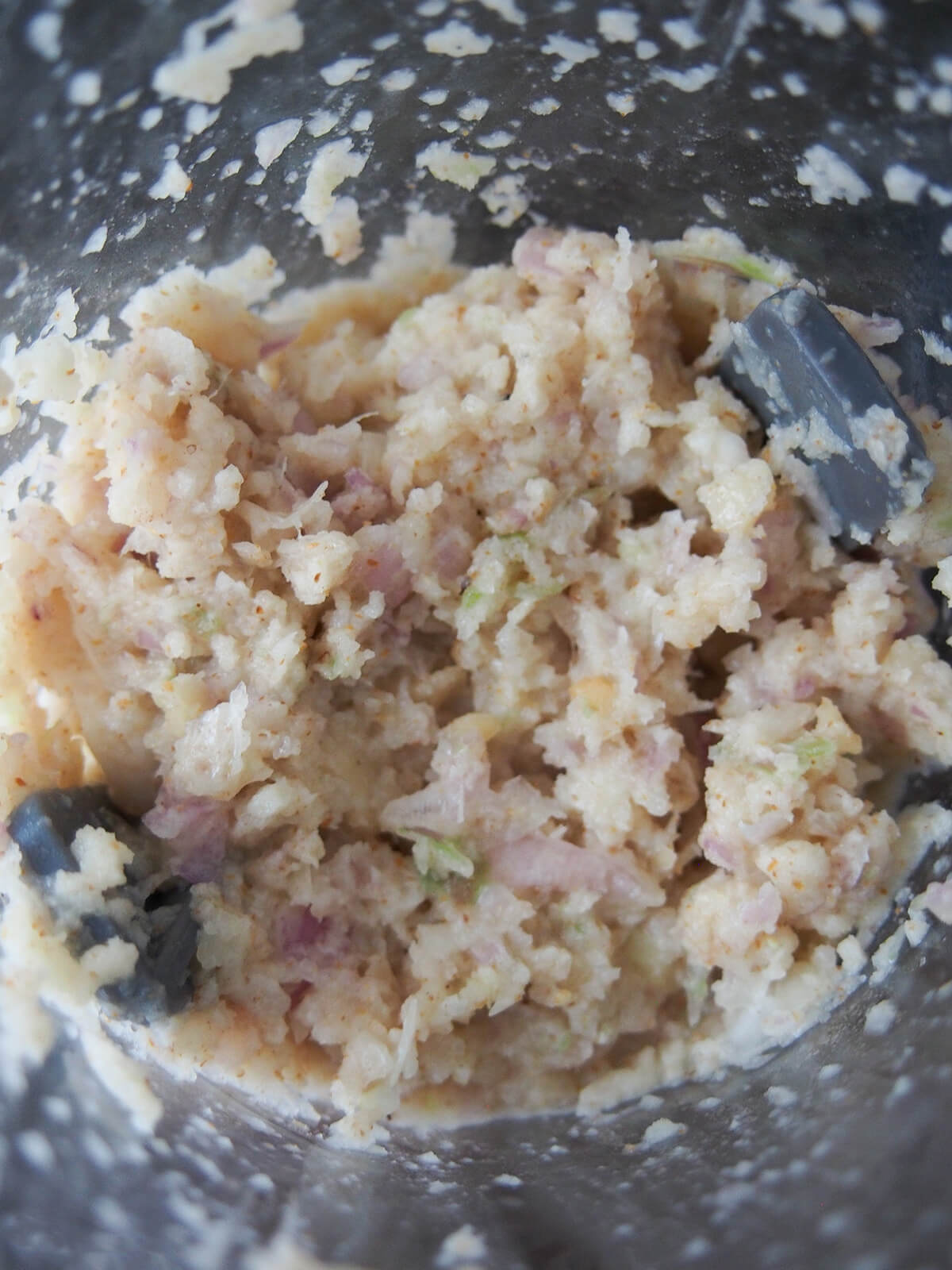 ground up paste of shallots, garlic, lemongrass and galangal in blender.