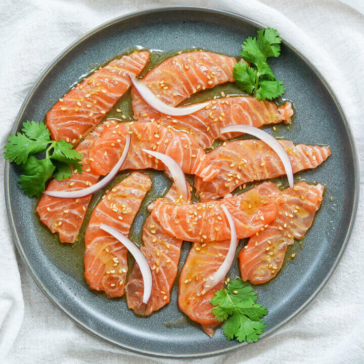 overhead view of plate of salmon crudo.